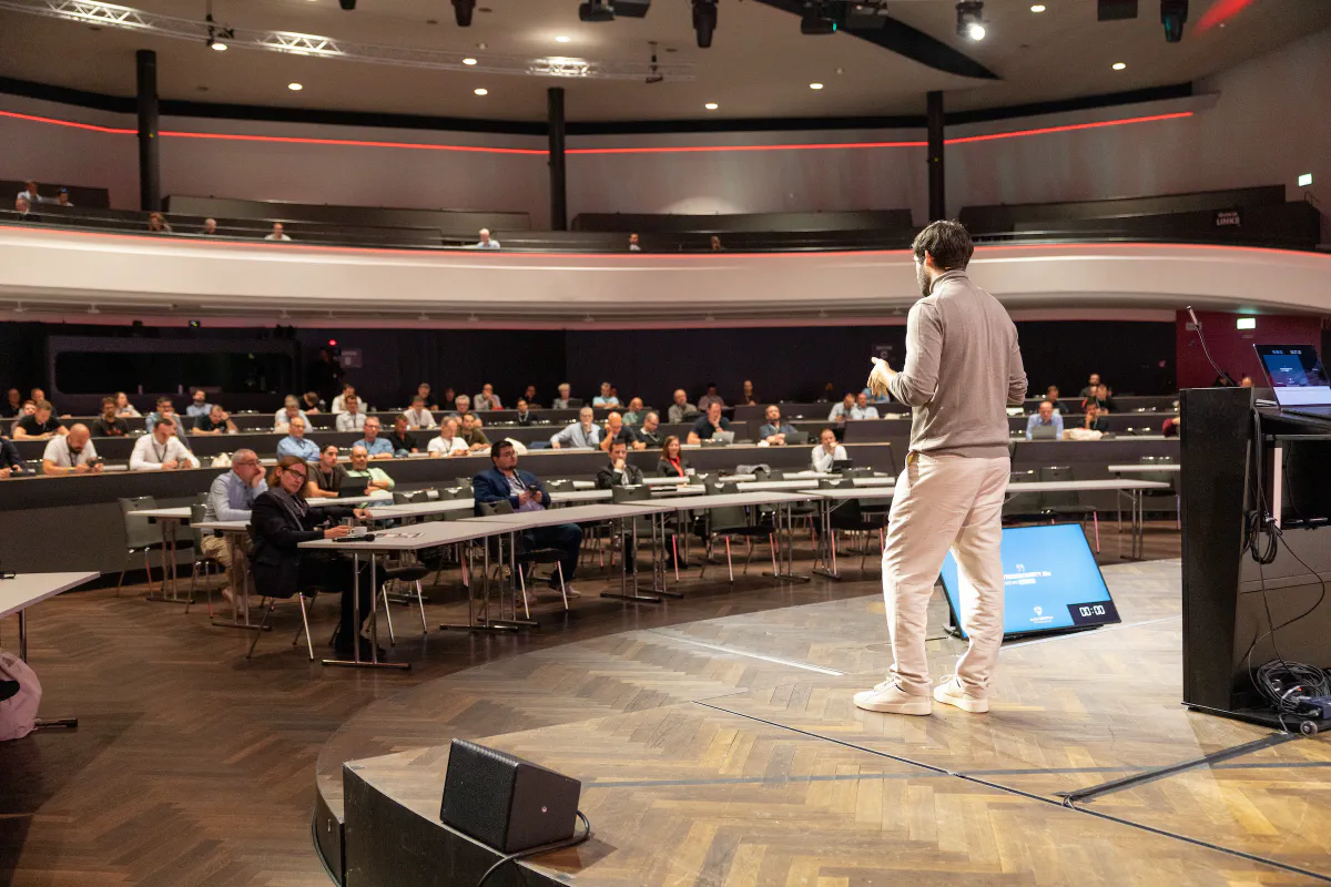 The audience of the Swiss Cyber Storm Arena track